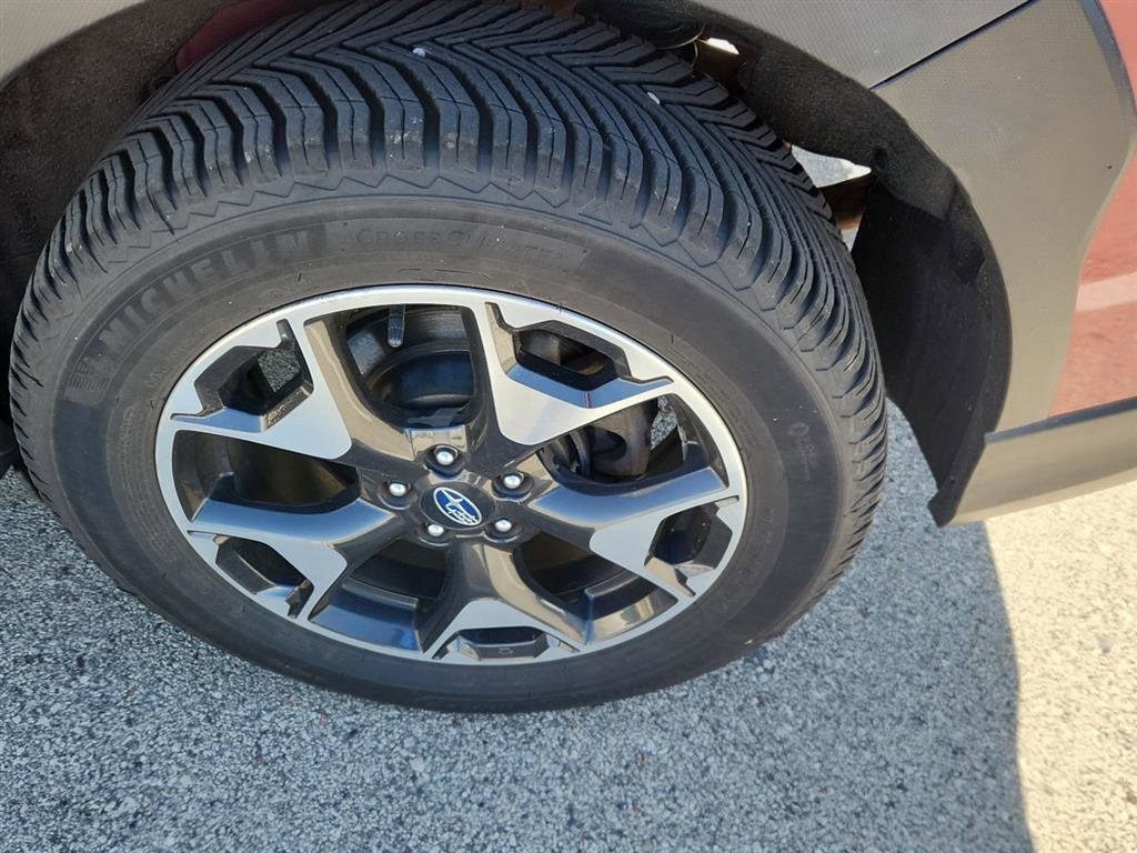 Used 2019 Subaru Crosstrek 2.0i AWD/4WD image 7