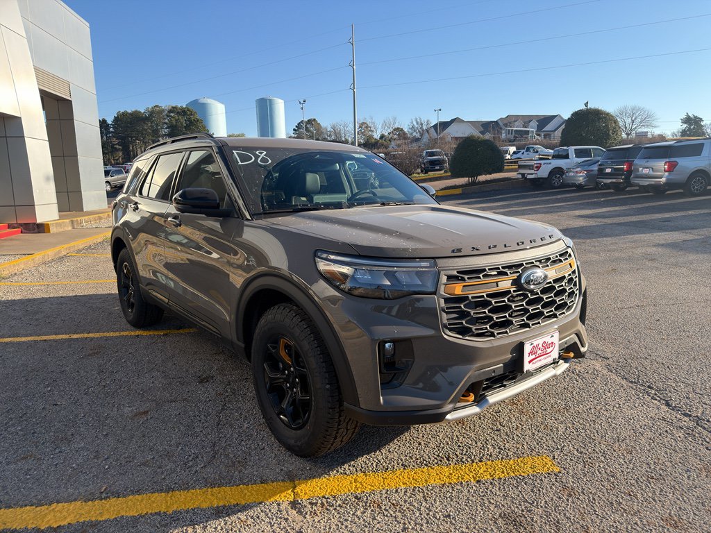 Used 2026 Ford Explorer Tremor w/ Tremor Ultimate Package AWD/4WD image 3