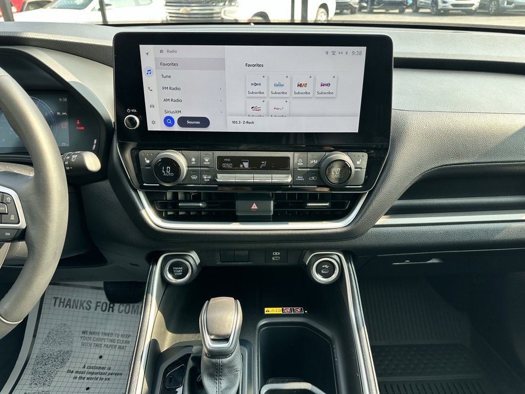 Used 2024 Toyota Grand Highlander XLE image 5