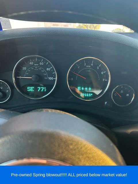 Used 2018 Jeep Wrangler Rubicon w/ Cold Weather Group AWD/4WD image 14