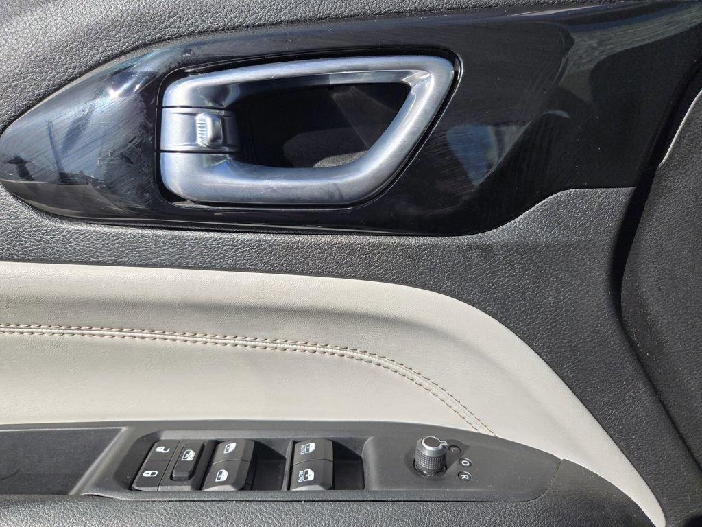 Used 2024 Jeep Compass Limited image 13