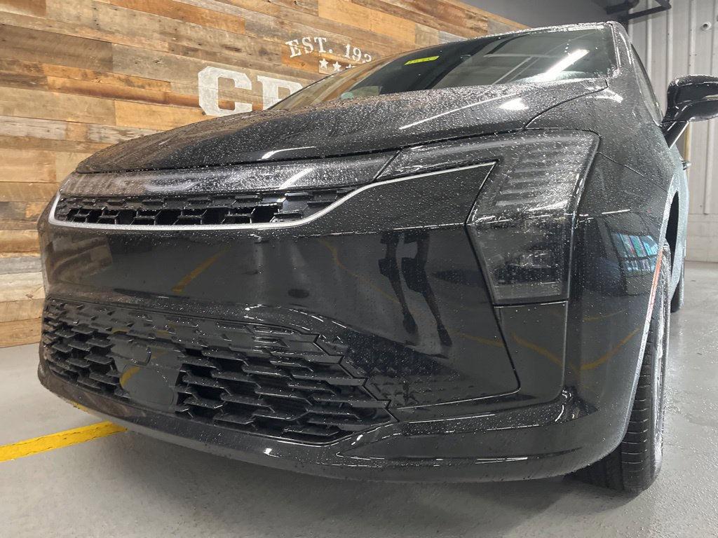 New 2027 Chrysler Pacifica Select AWD/4WD image 9