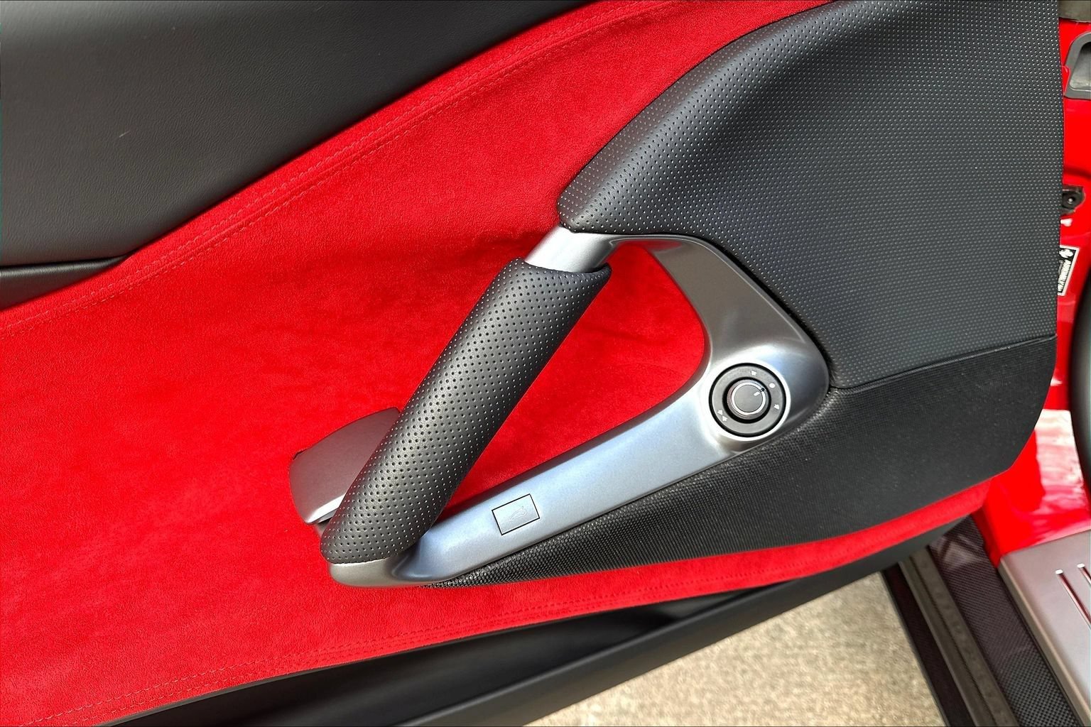 Used 2022 Ferrari 812 GTS RWD image 30