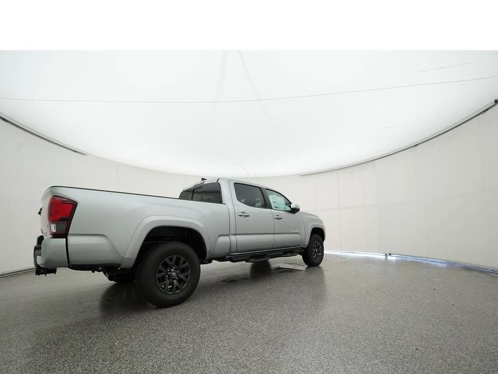 Used 2022 Toyota Tacoma SR5 w/ Technology Package AWD/4WD image 31