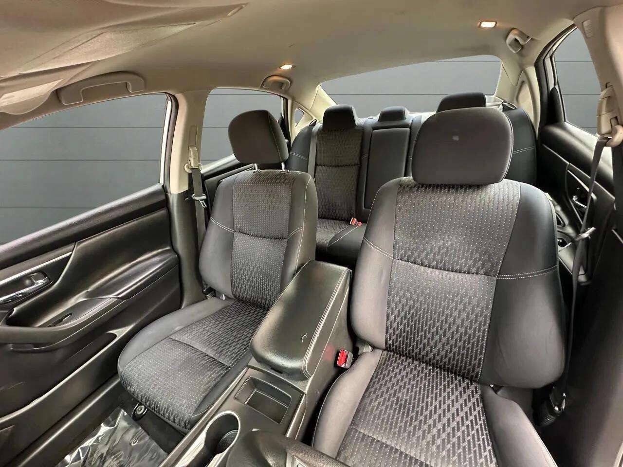 Used 2016 Nissan Altima 2.5 S w/ Power Driver Seat Package FWD image 22