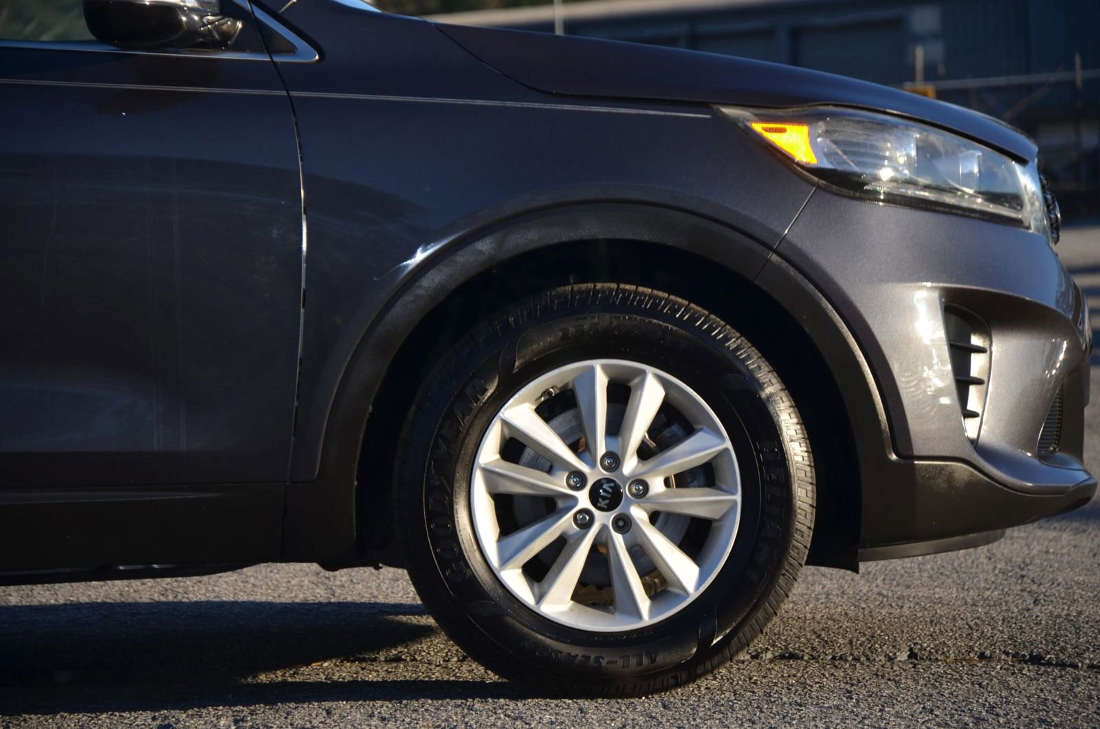 Used 2019 Kia Sorento LX Sport Utility 4D w/ LX V6 Convenience Package image 31