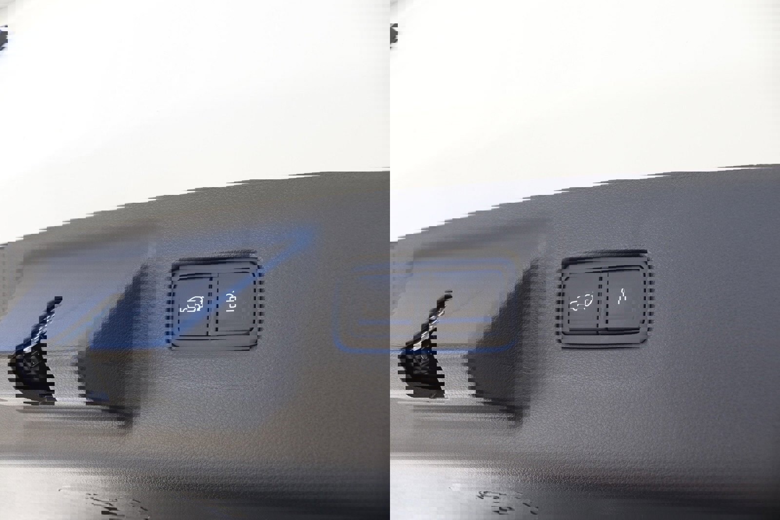 New 2026 Hyundai Santa Fe SE image 8