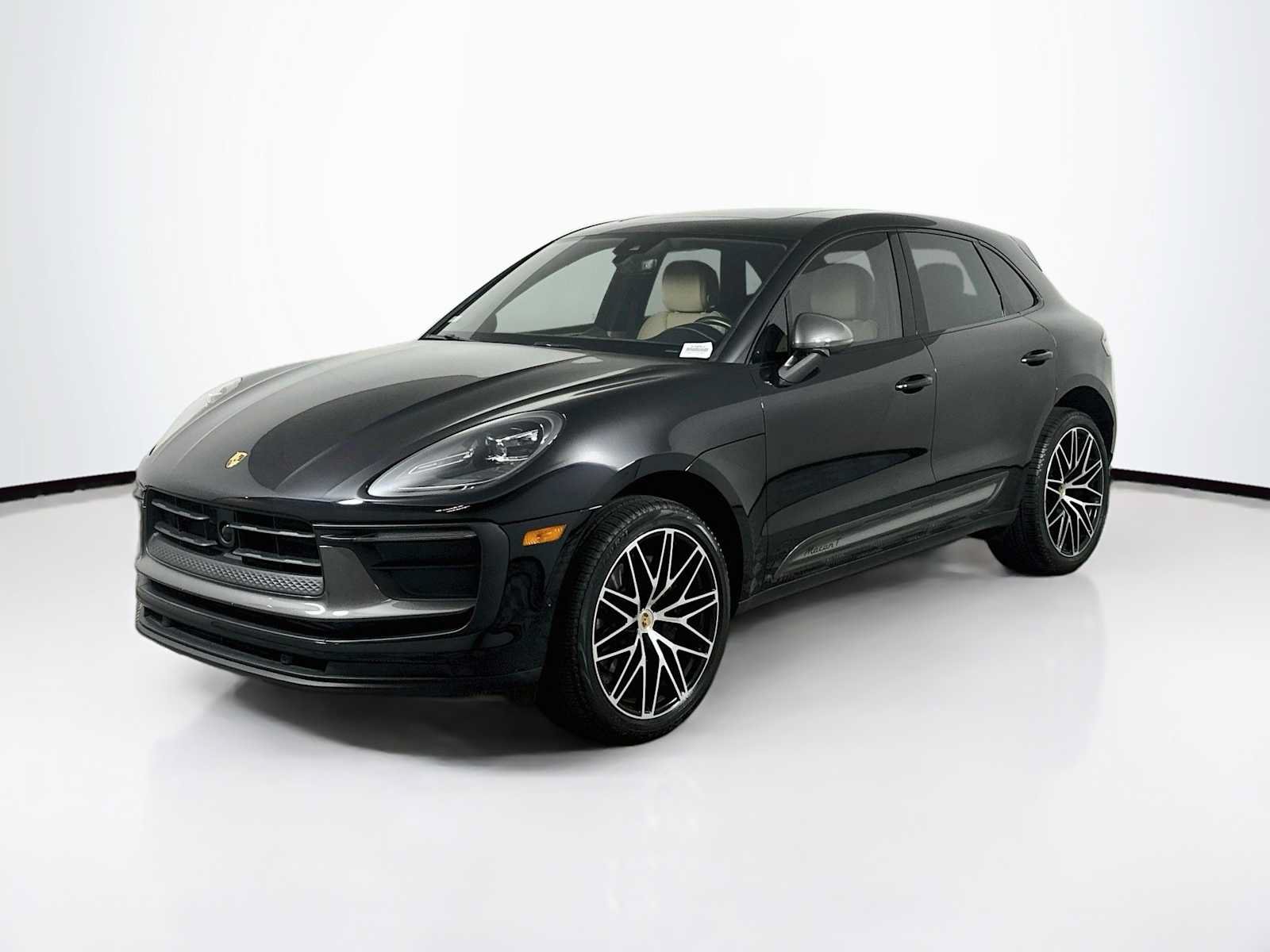 Certified 2024 Porsche Macan Turbo AWD/4WD image 1