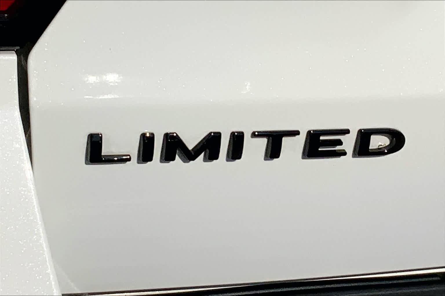 Used 2021 Ford Expedition Limited RWD image 10