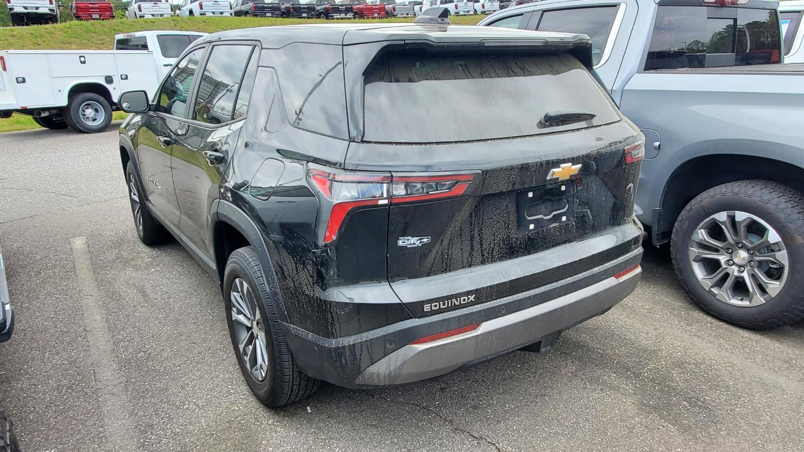 Used 2025 Chevrolet Equinox LT image 8