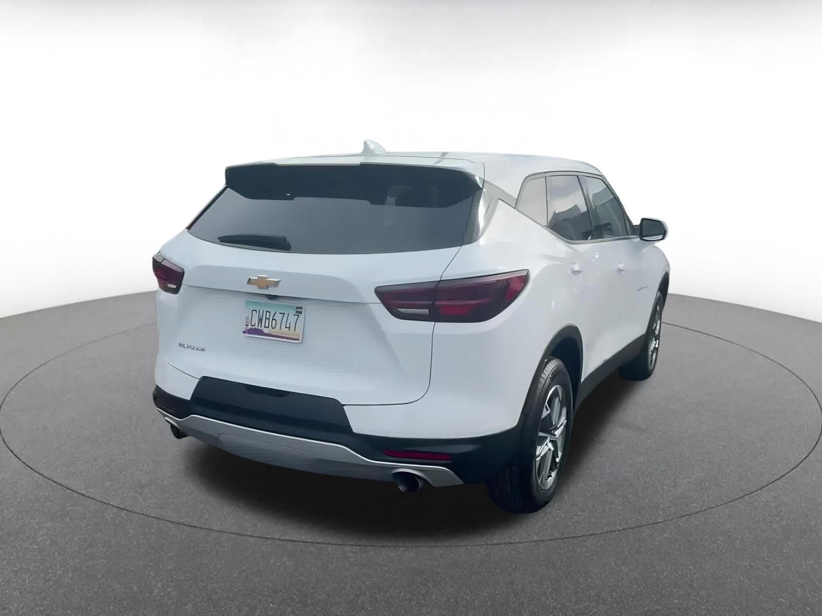 Used 2025 Chevrolet Blazer LT image 14