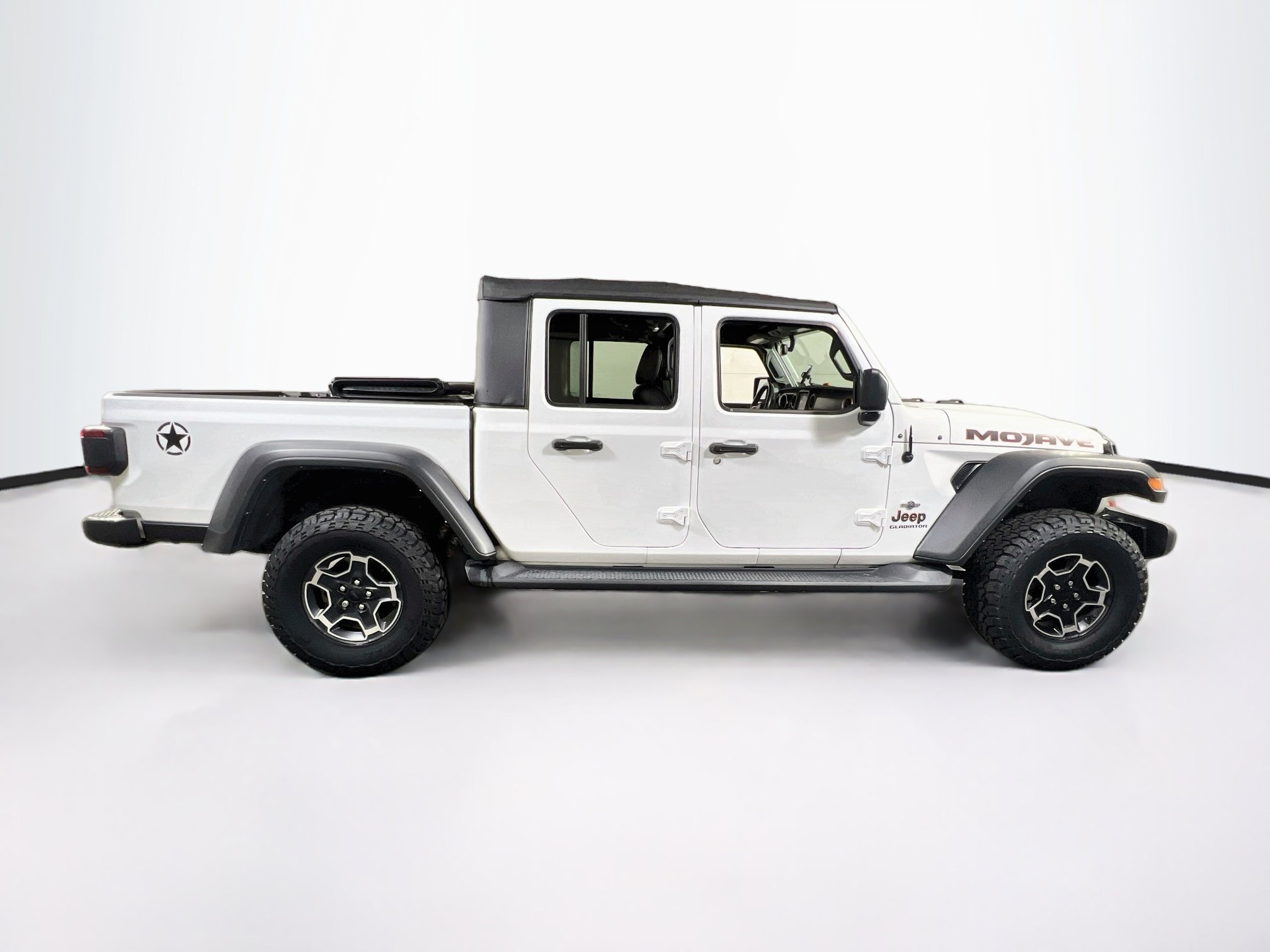 Used 2022 Jeep Gladiator Mojave w/ LED Lighting Group AWD/4WD image 4