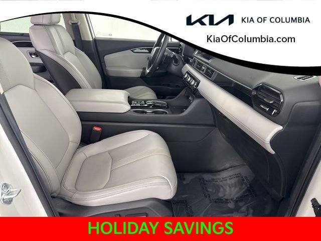 Used 2025 Honda Pilot Touring image 23