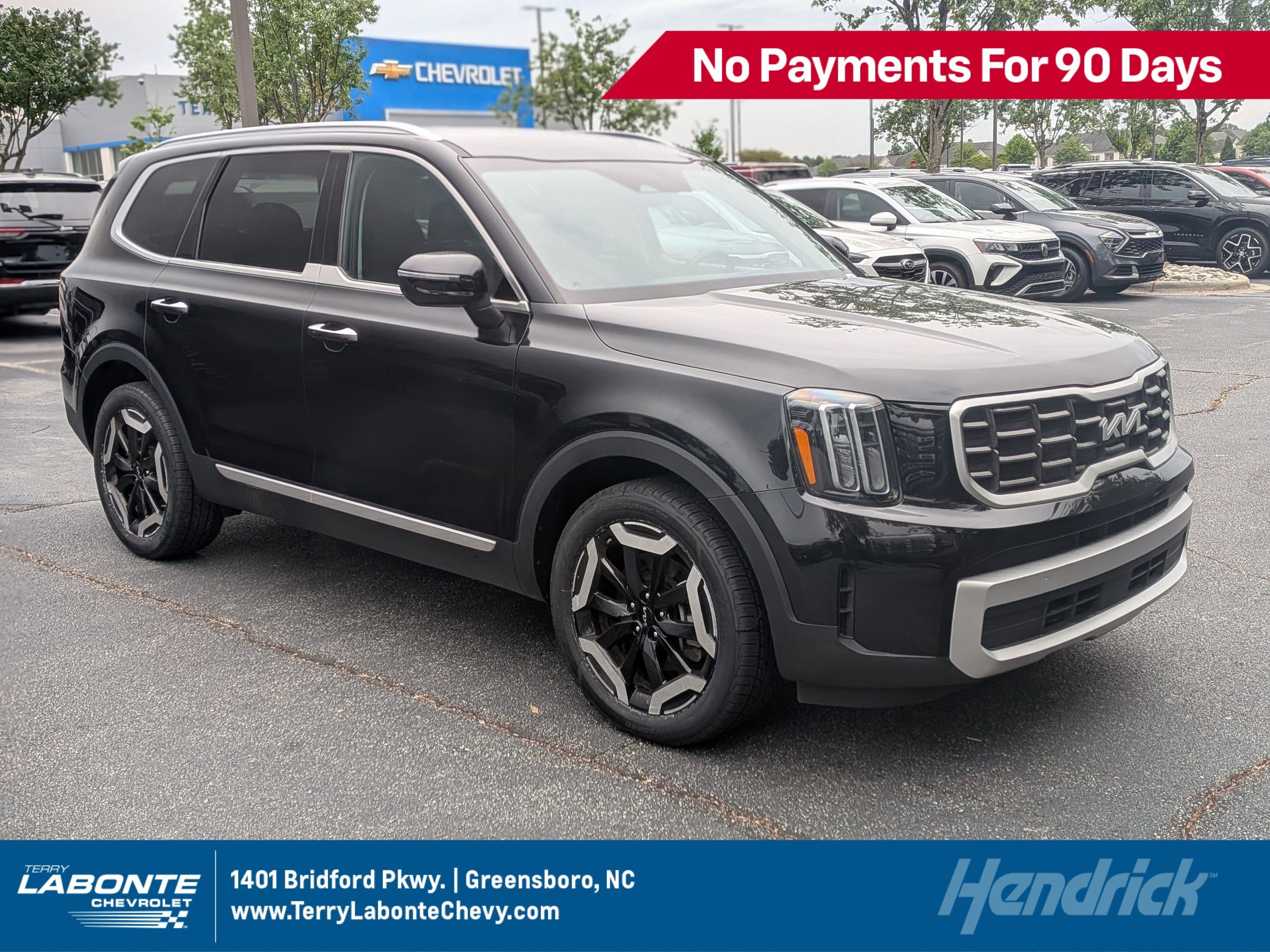 Used 2025 Kia Telluride S AWD/4WD image 1
