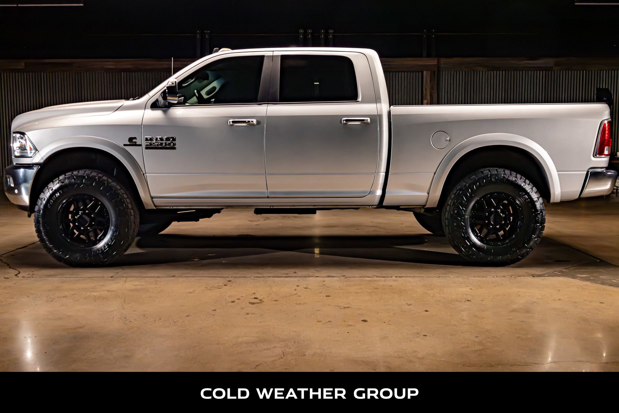 Used 2017 RAM 3500 Laramie w/ Cold Weather Group AWD/4WD image 6