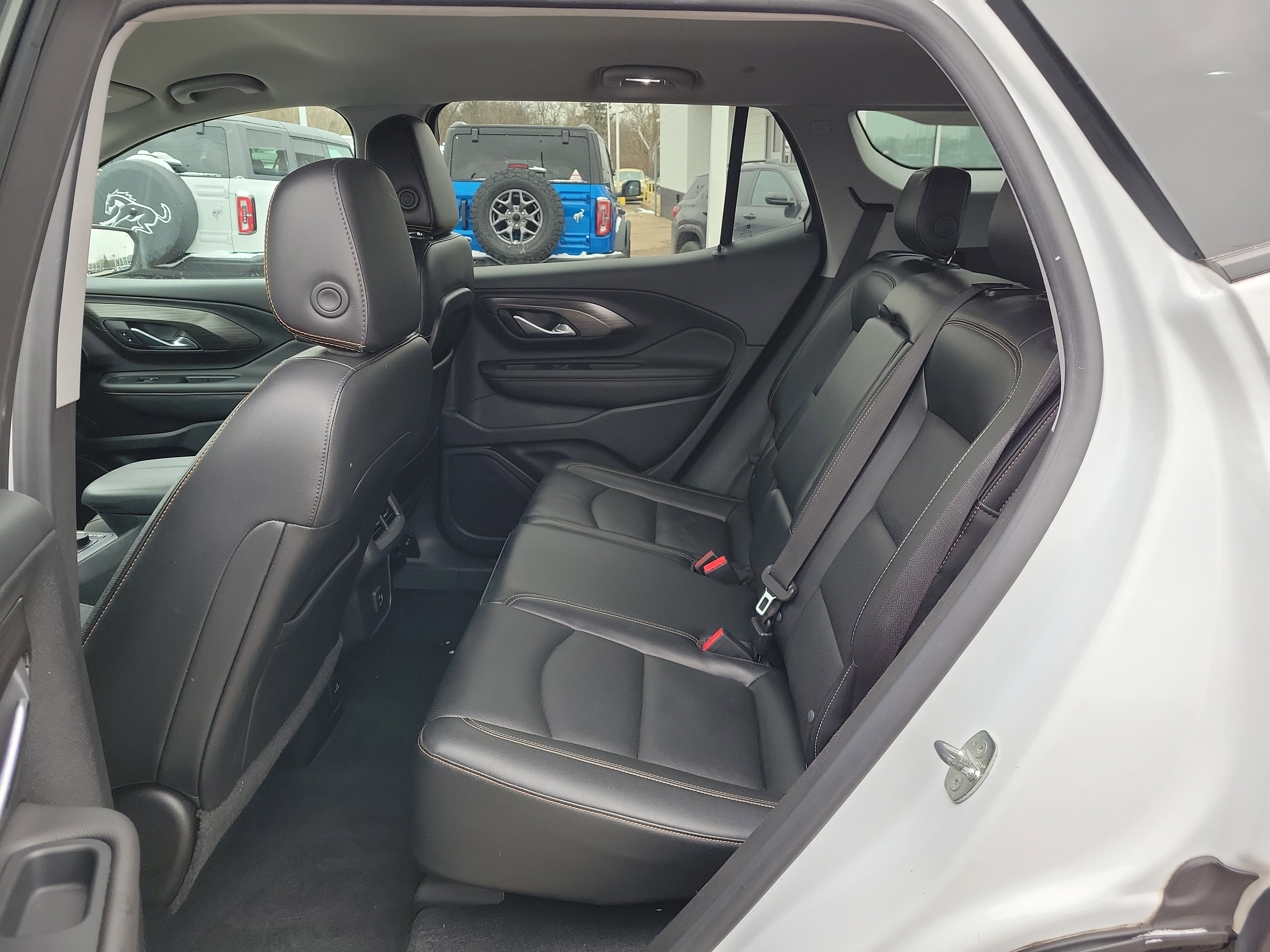 Used 2020 GMC Terrain SLT image 12