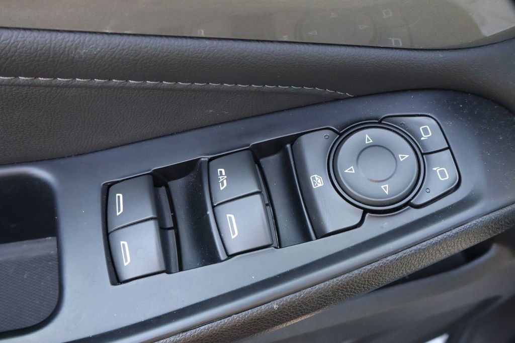 Used 2023 Chevrolet Traverse LT w/ LPO, Floor Liner Package AWD/4WD image 12