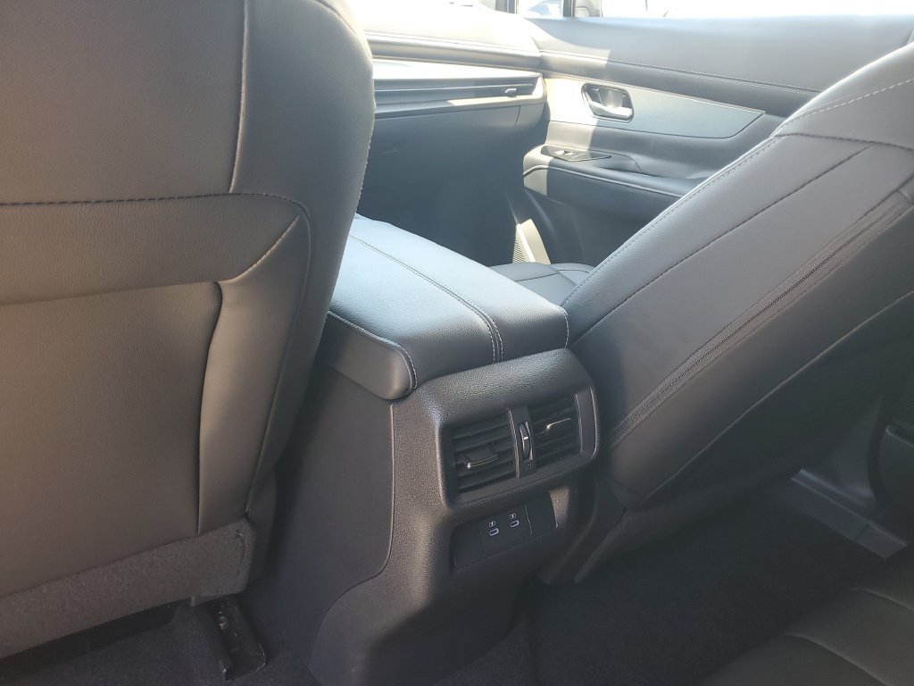 Certified 2025 Nissan Murano SL w/ Cargo Package AWD/4WD image 18