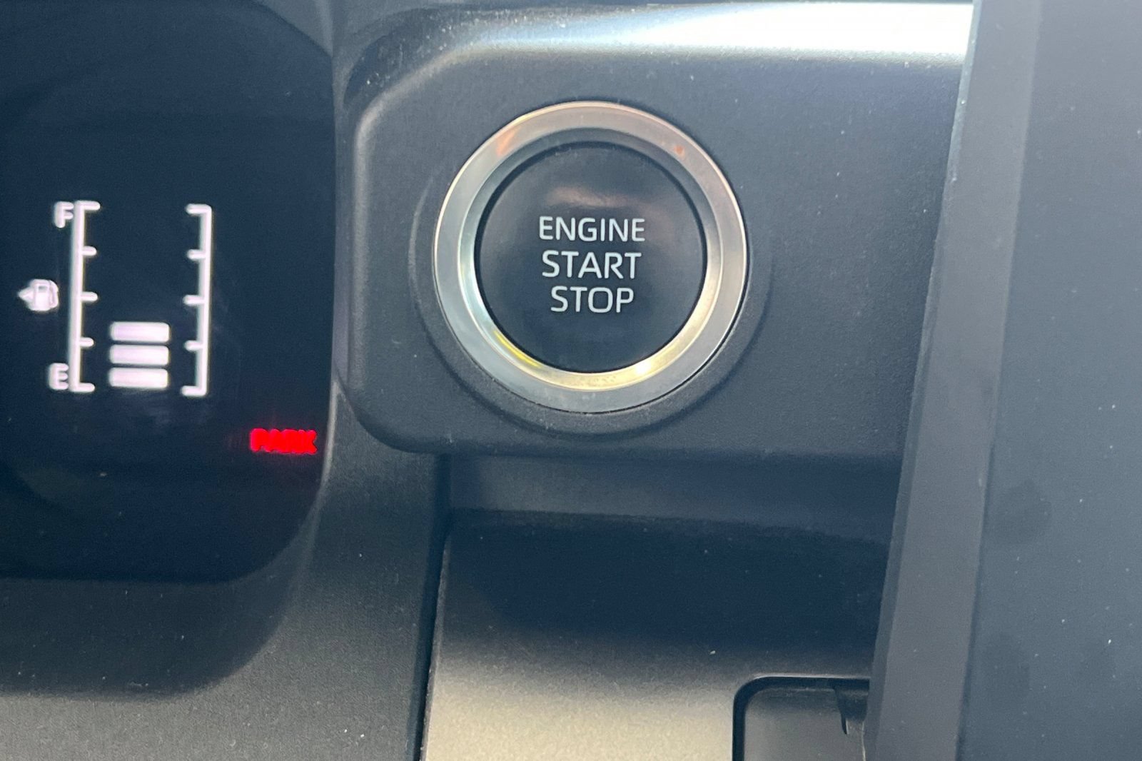Certified 2025 Toyota 4Runner SR5 AWD/4WD image 19