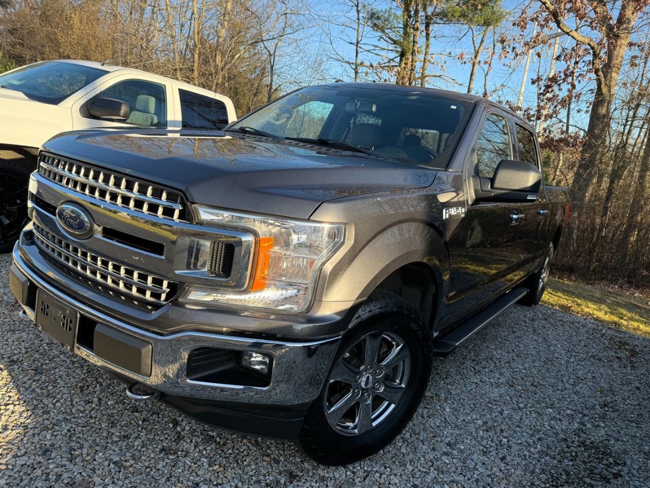 Used 2018 Ford F150 XLT w/ Equipment Group 302A Luxury image 4