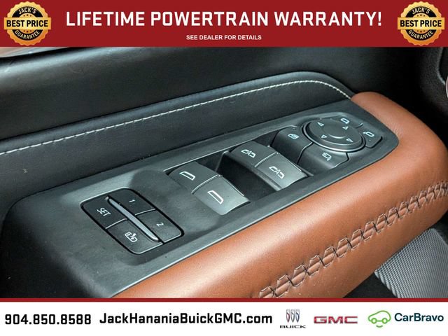Used 2024 GMC Yukon XL Denali Ultimate AWD/4WD image 30