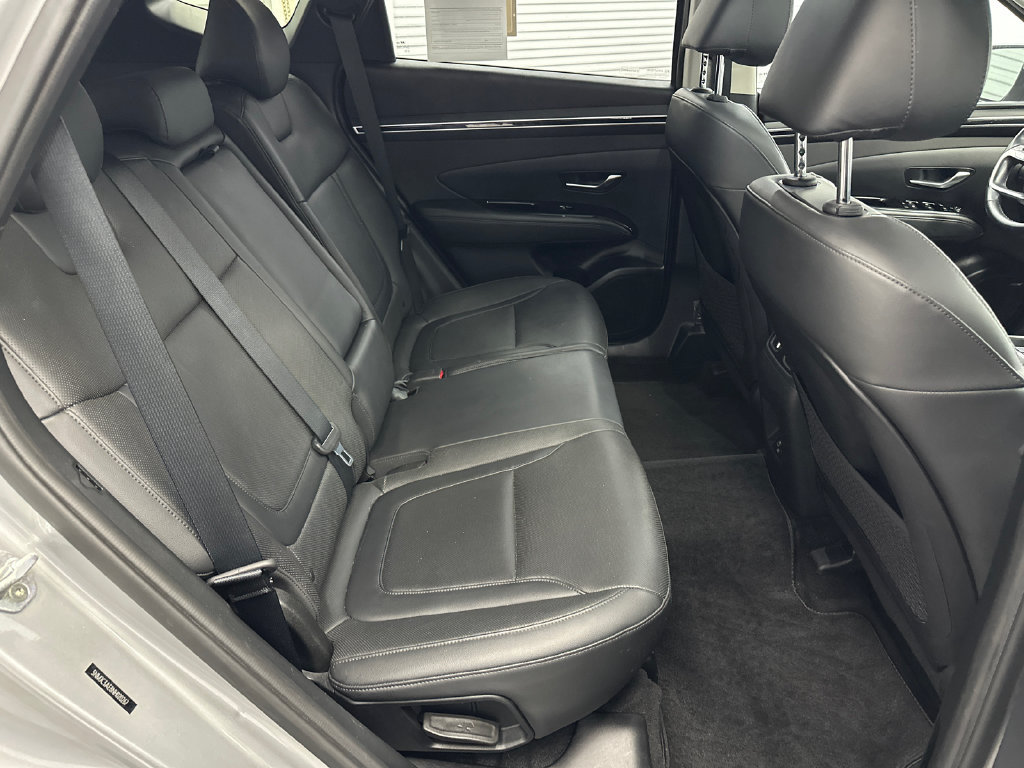 Used 2022 Hyundai Tucson SEL w/ Convenience + Premium Package FWD image 16