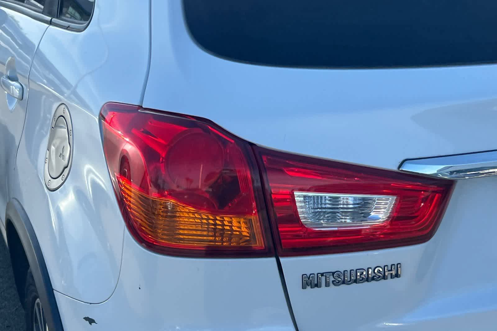 Used 2019 Mitsubishi Outlander Sport ES AWD/4WD image 15