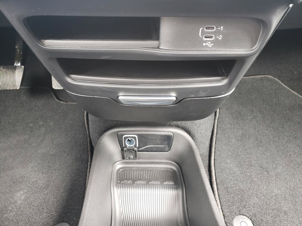 New 2026 Chrysler Pacifica Select image 17