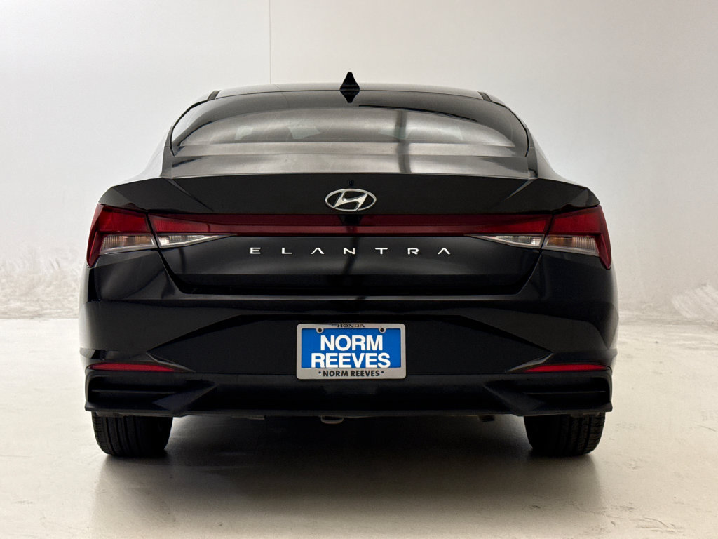 Used 2023 Hyundai Elantra SEL w/ Convenience Package FWD image 8