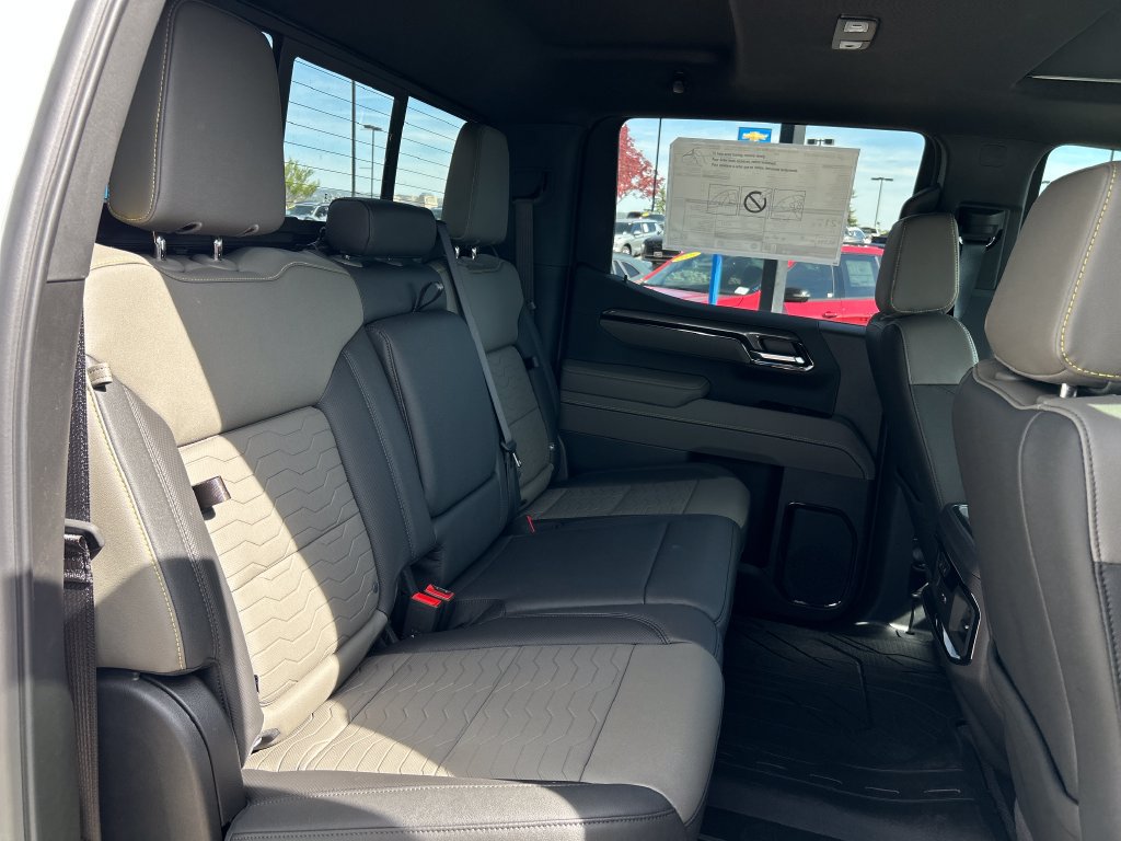 New 2026 Chevrolet Silverado 1500 ZR2 w/ LPO, Dark Essentials Package AWD/4WD image 21