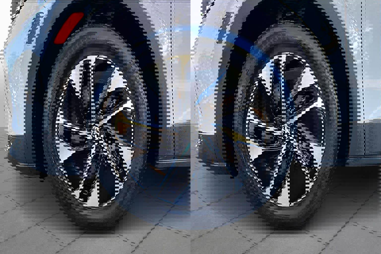 Used 2022 Volkswagen ID.4 Pro S image 10