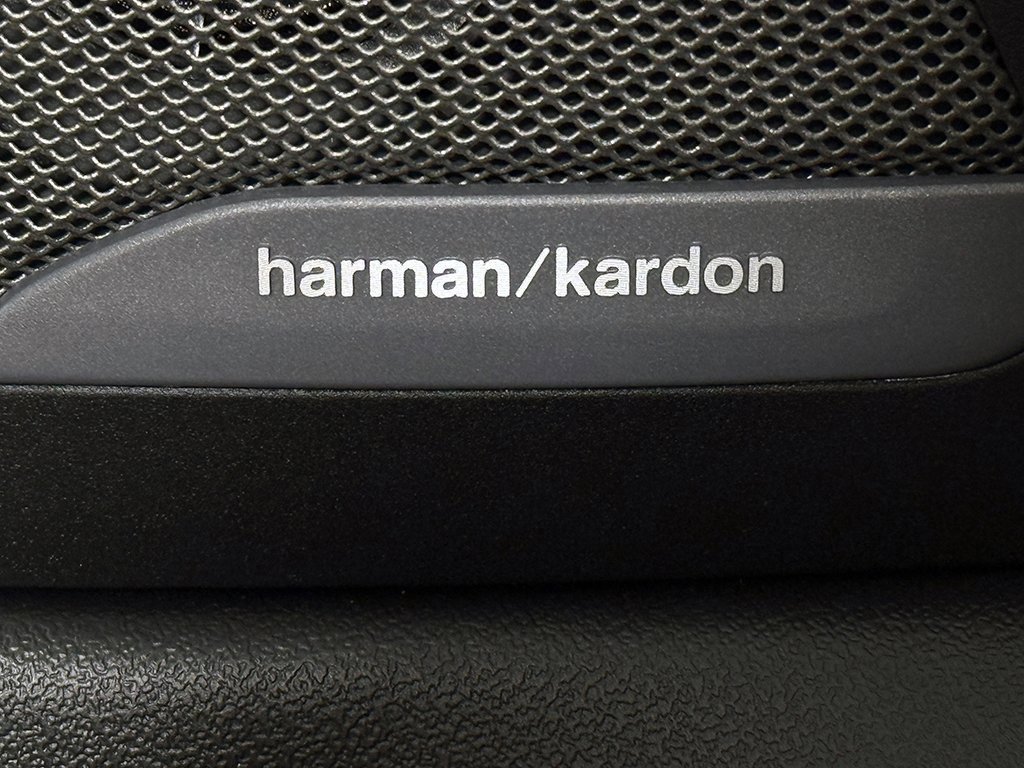 Used 2023 BMW X7 xDrive40i w/ Premium Package image 52