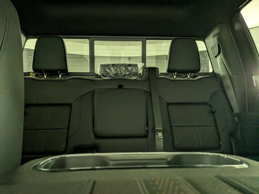 New 2026 Chevrolet Silverado 2500 High Country w/ High Country Premium Package AWD/4WD image 27