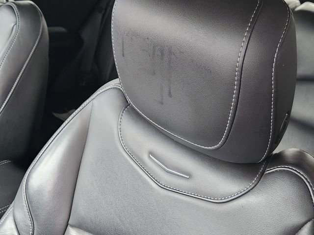 Used 2019 Cadillac XT4 Premium Luxury w/ Enhanced Visibility Package FWD image 23