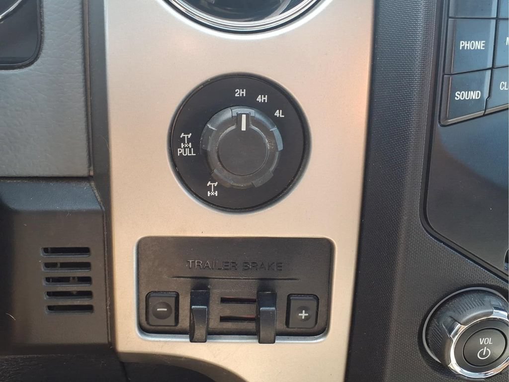 Used 2014 Ford F150 XLT w/ Equipment Group 302A Luxury AWD/4WD image 21