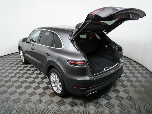 Used 2020 Porsche Cayenne AWD w/ Premium Package Plus image 34