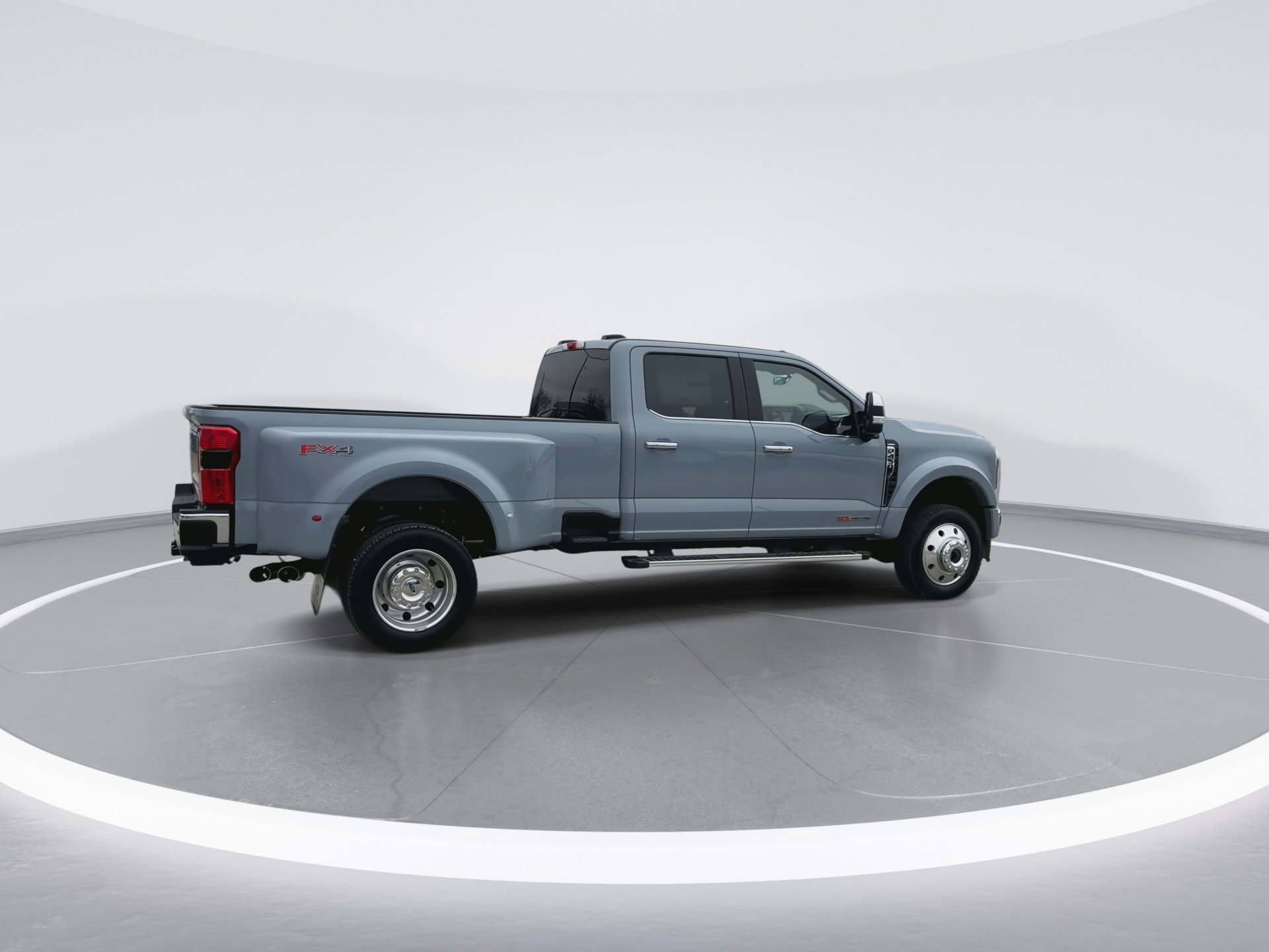 New 2026 Ford F450 Lariat w/ Chrome Package image 8