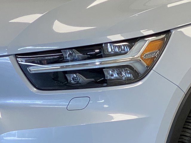 Used 2021 Volvo XC40 P8 Recharge w/ Advanced Package image 36