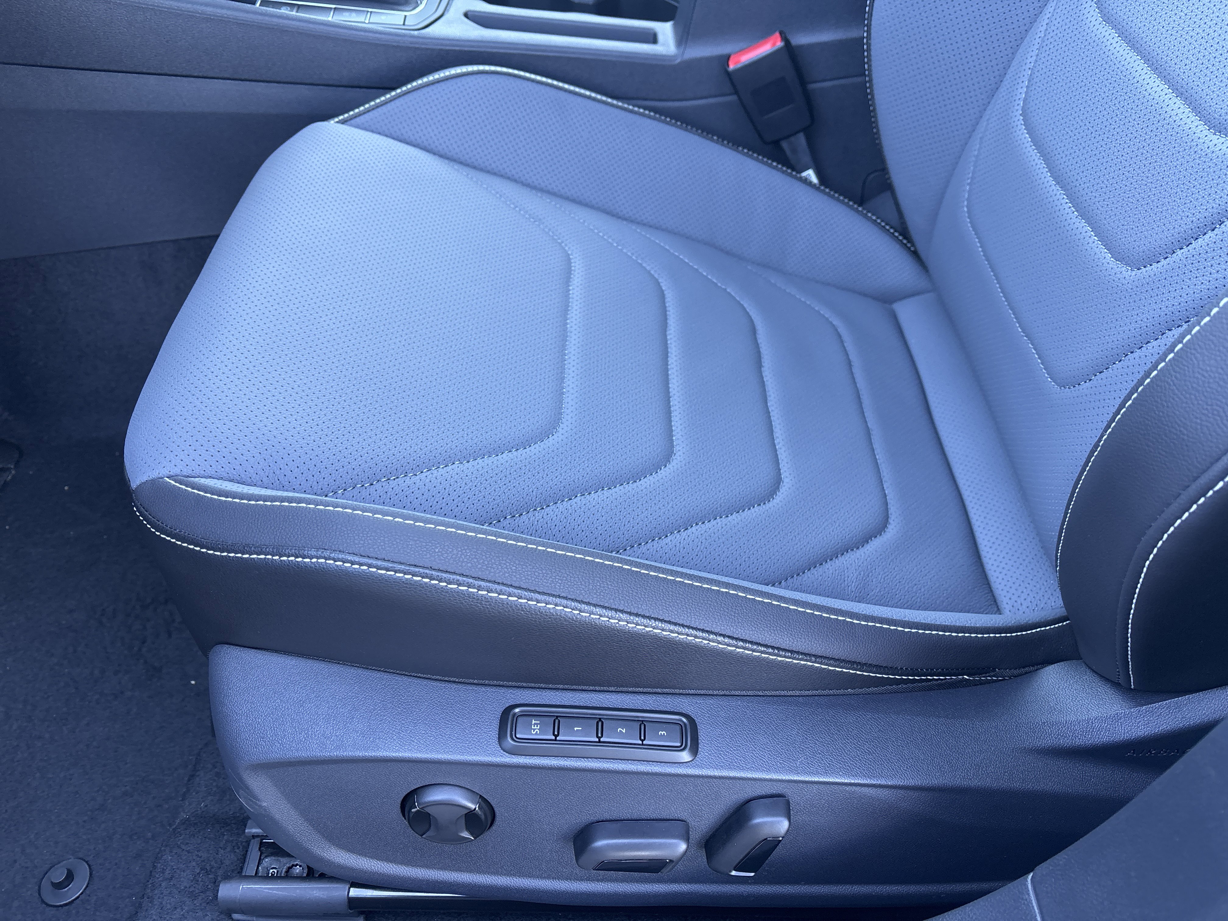 New 2026 Volkswagen Jetta SEL image 16