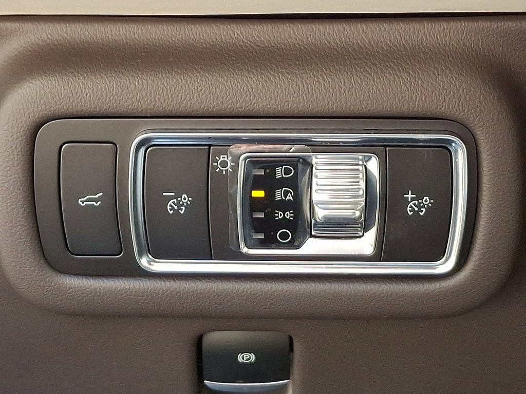 Used 2025 Lincoln Nautilus Black Label AWD/4WD image 24