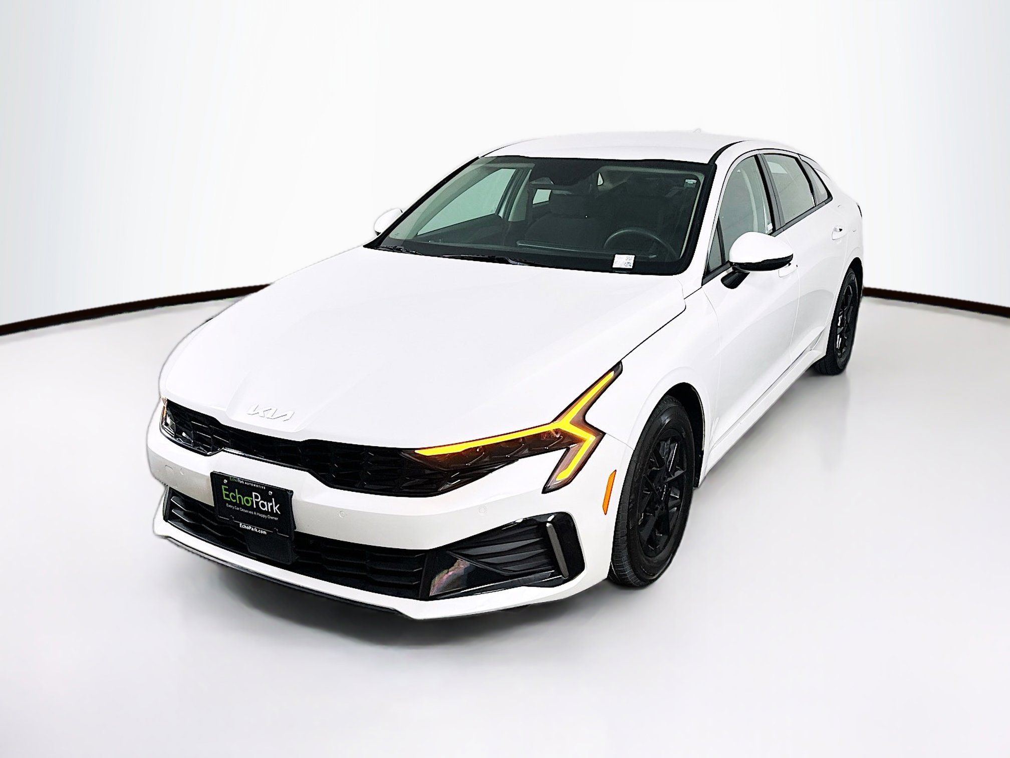 Used 2025 Kia K5 LXS image 3