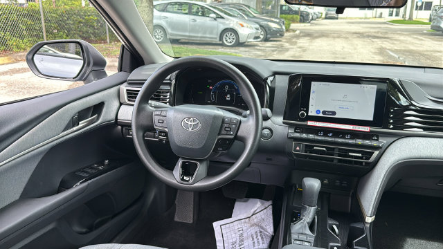 Used 2026 Toyota Camry LE FWD image 15
