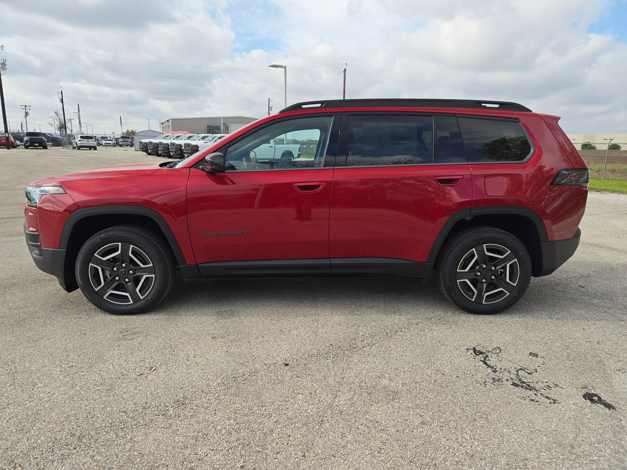 New 2026 Jeep Cherokee Laredo AWD/4WD image 6