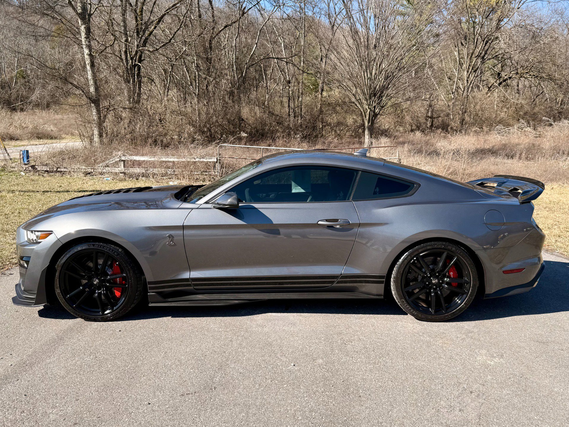 Used 2021 Ford Mustang Shelby GT500 w/ Technology Package image 7