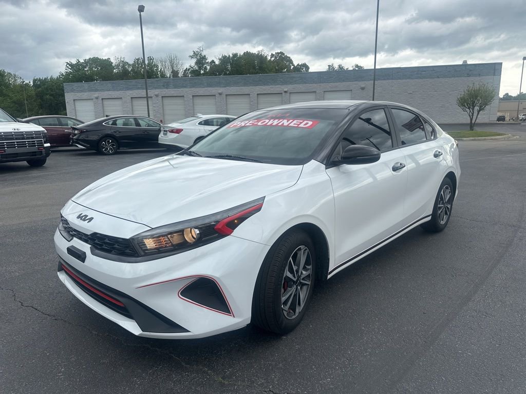 Used 2023 Kia Forte LXS w/ LXS Technology Package image 13