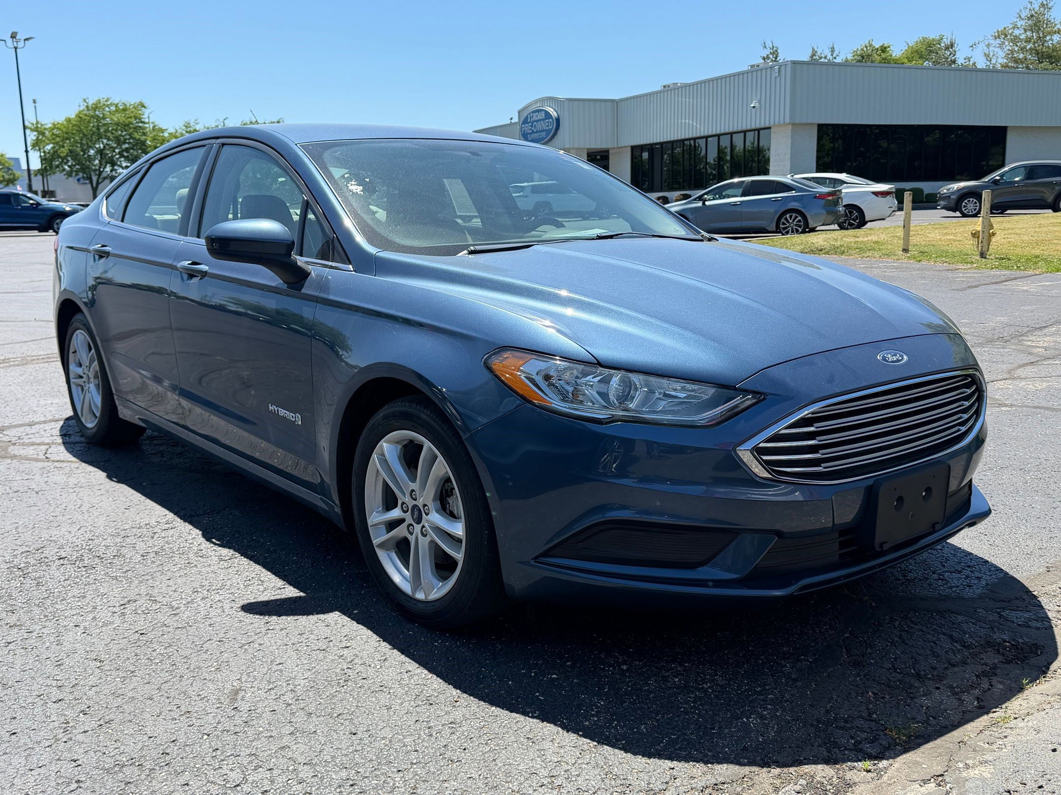 Used 2018 Ford Fusion S FWD image 4