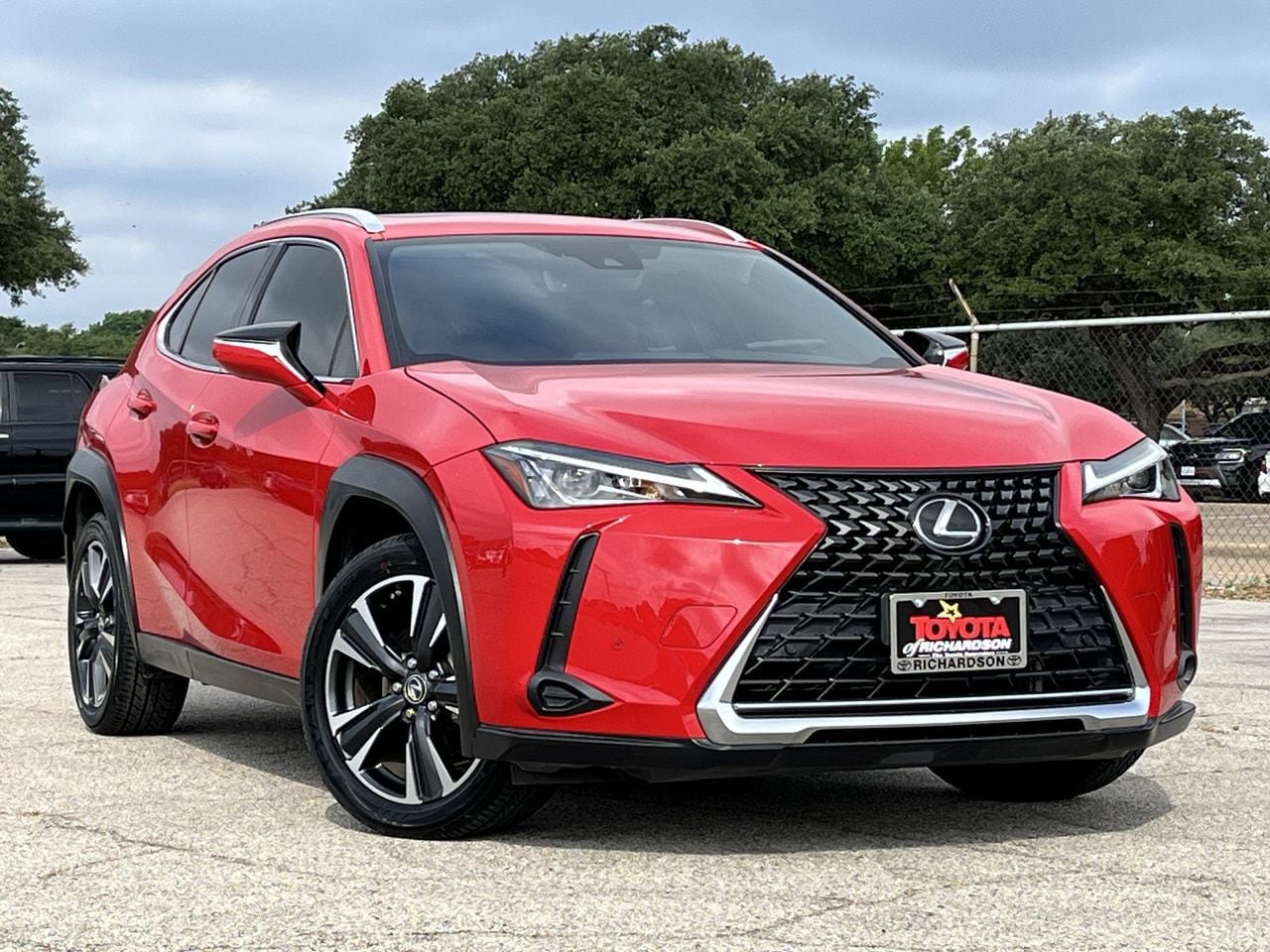 Used 2021 Lexus UX 200 w/ Premium Package FWD video 1