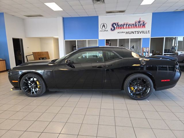 Used 2023 Dodge Challenger SRT Hellcat w/ Driver Convenience Group RWD image 5