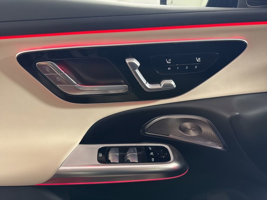 Certified 2025 Mercedes-Benz E 350 4MATIC Sedan image 16