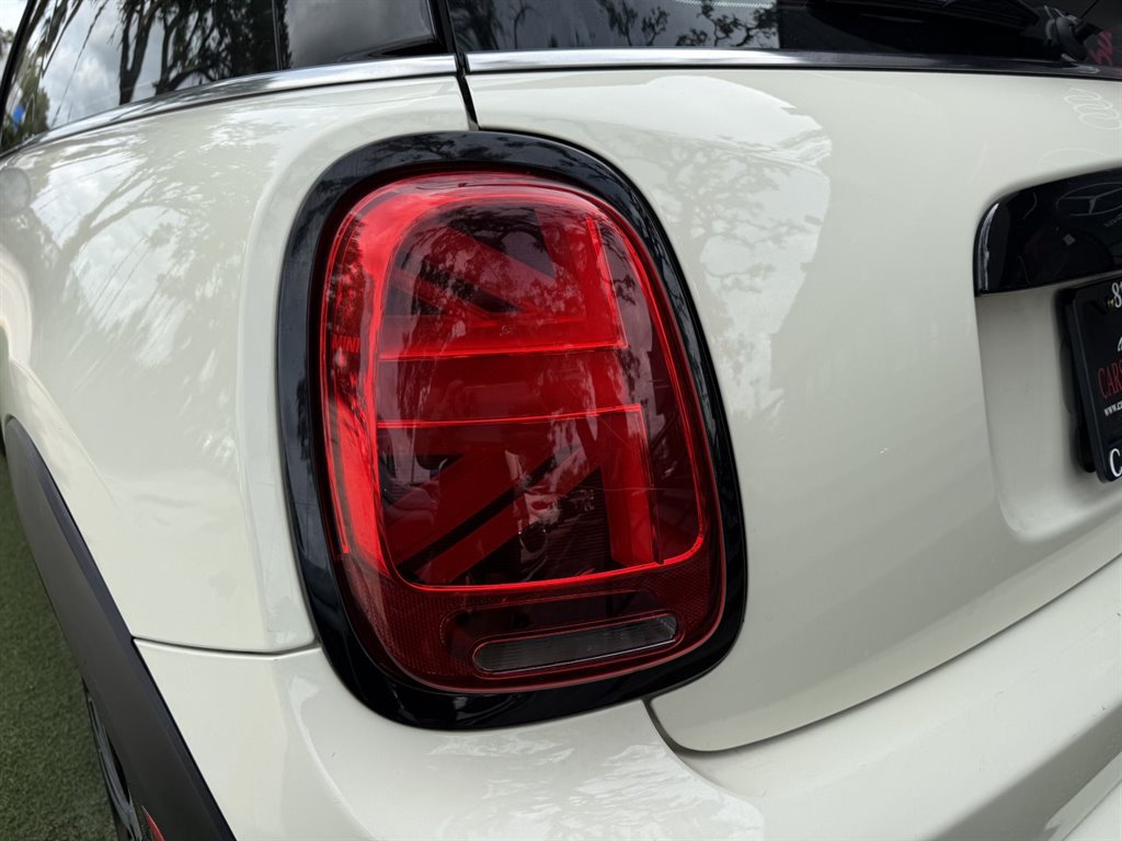 Used 2019 MINI Cooper S FWD image 11